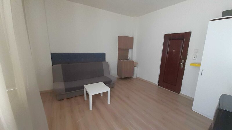 Magheru, Universitate, Romana, ultracentral, stradal, zugravita, ocazie