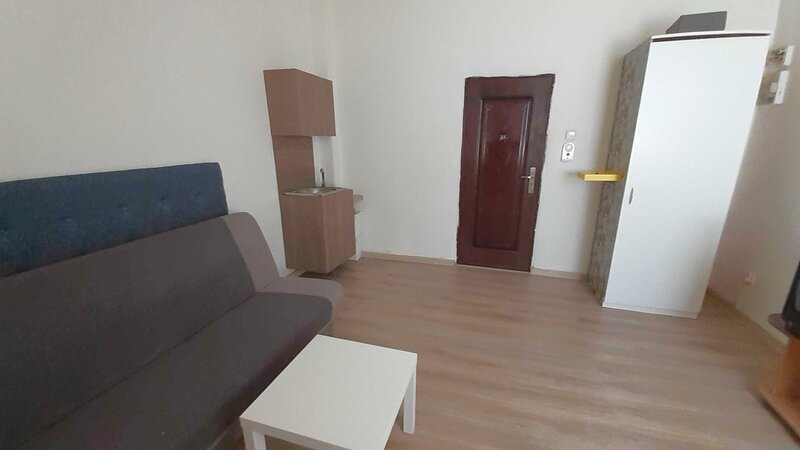 Magheru, Universitate, Romana, ultracentral, stradal, zugravita, ocazie